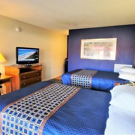 Economy 7 Inn- Newport News Exterior foto